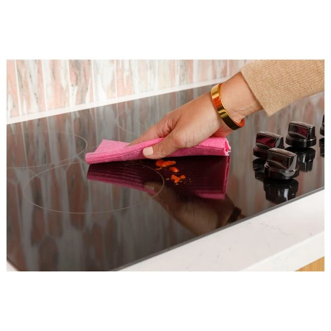 Surface De Cuisson électrique Encastrée 30 Po GE, Commande Par Bouton, Noire 4 Surface De Cuisson électrique Encastrée 30 Po GE, Commande Par Bouton, Noire – Image 4