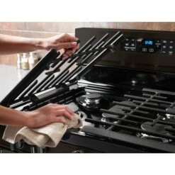 Whirlpool Cuisinière Au Gaz Avec Ventilateur, 5,8 Pi³, Inox Noir 6 Whirlpool Cuisinière Au Gaz Avec Ventilateur, 5,8 Pi³, Inox Noir -Appareils Électroménagers 30005549b L