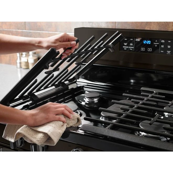 Whirlpool Cuisinière Au Gaz Avec Ventilateur, 5,8 Pi³, Inox Noir 2 Whirlpool Cuisinière Au Gaz Avec Ventilateur, 5,8 Pi³, Inox Noir – Image 2