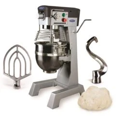 Batteur Sur Socle Commercial General, 28,4 L, 3 Vitesses, Acier Inoxydable -Appareils Électroménagers 330754538 AlternateImage1 l