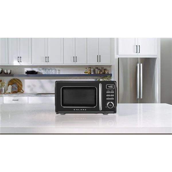 Four à Micro-ondes De Comptoir Rétro De 0,7 Pi³ 700 Watts Par Galanz, Noir 5 Four à Micro-ondes De Comptoir Rétro De 0,7 Pi³ 700 Watts Par Galanz, Noir – Image 5