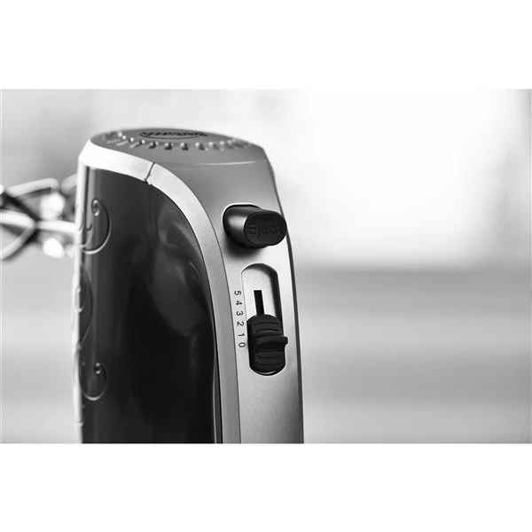 Batteur à Main électrique Noir De Brentwood à 5 Vitesses Avec Cordon De 32 Po 3 Batteur à Main électrique Noir De Brentwood à 5 Vitesses Avec Cordon De 32 Po – Image 3